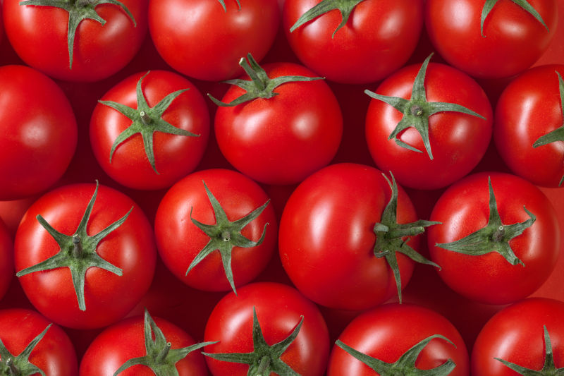 新鲜健康的番茄