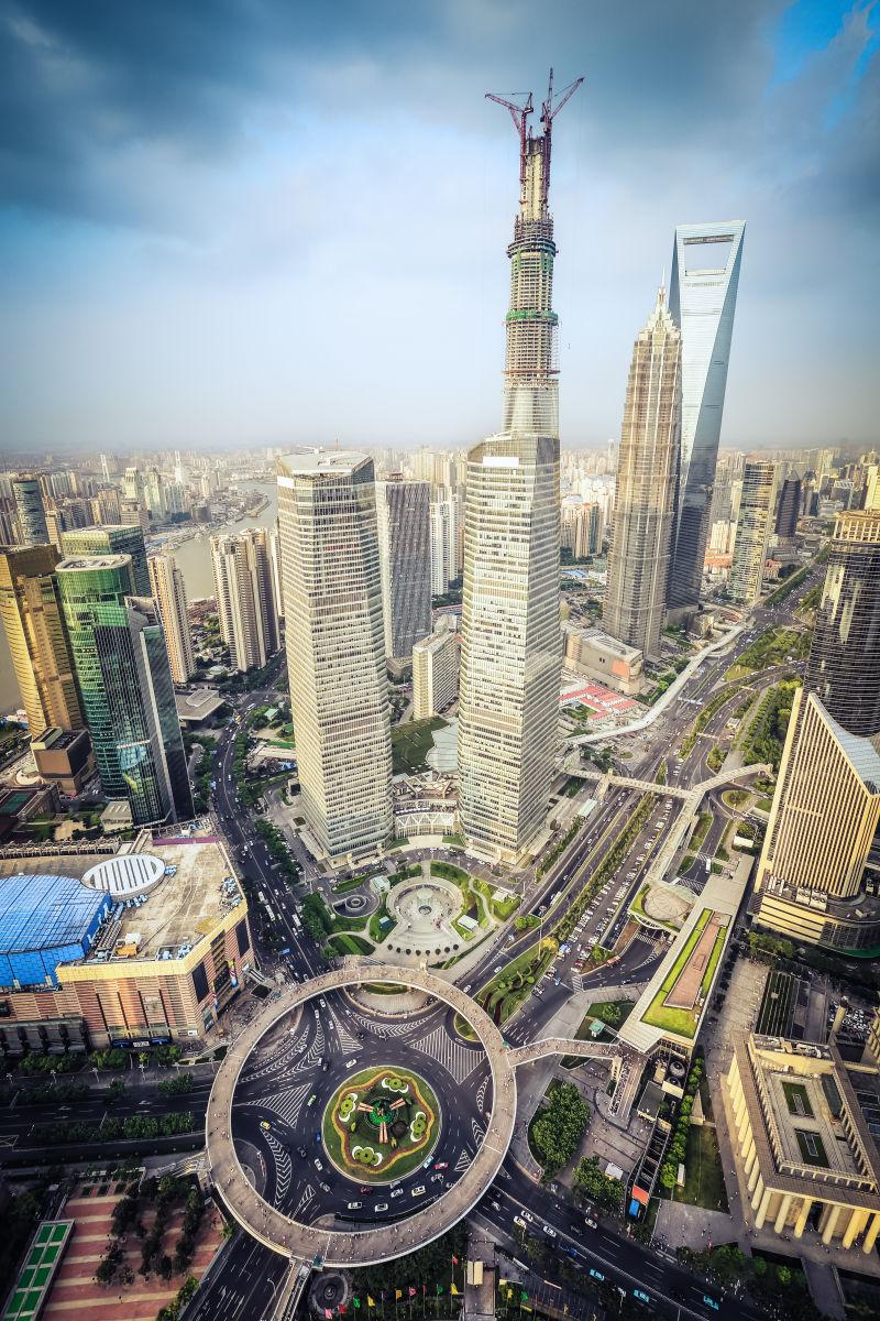 现代上海市中心的建筑鸟瞰图
