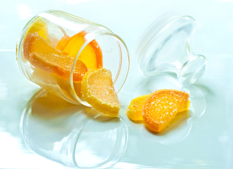 玻璃瓶里的橘子味软糖