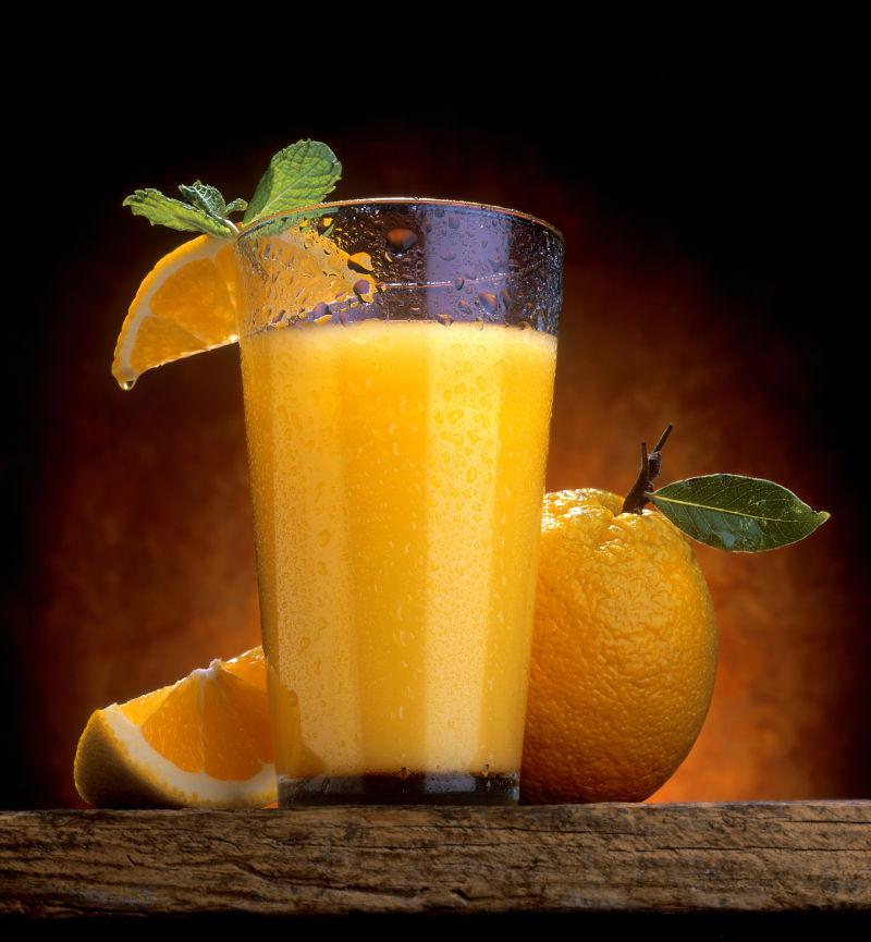 冷湿橙汁