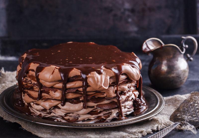 巧克力蛋糕结冰造型