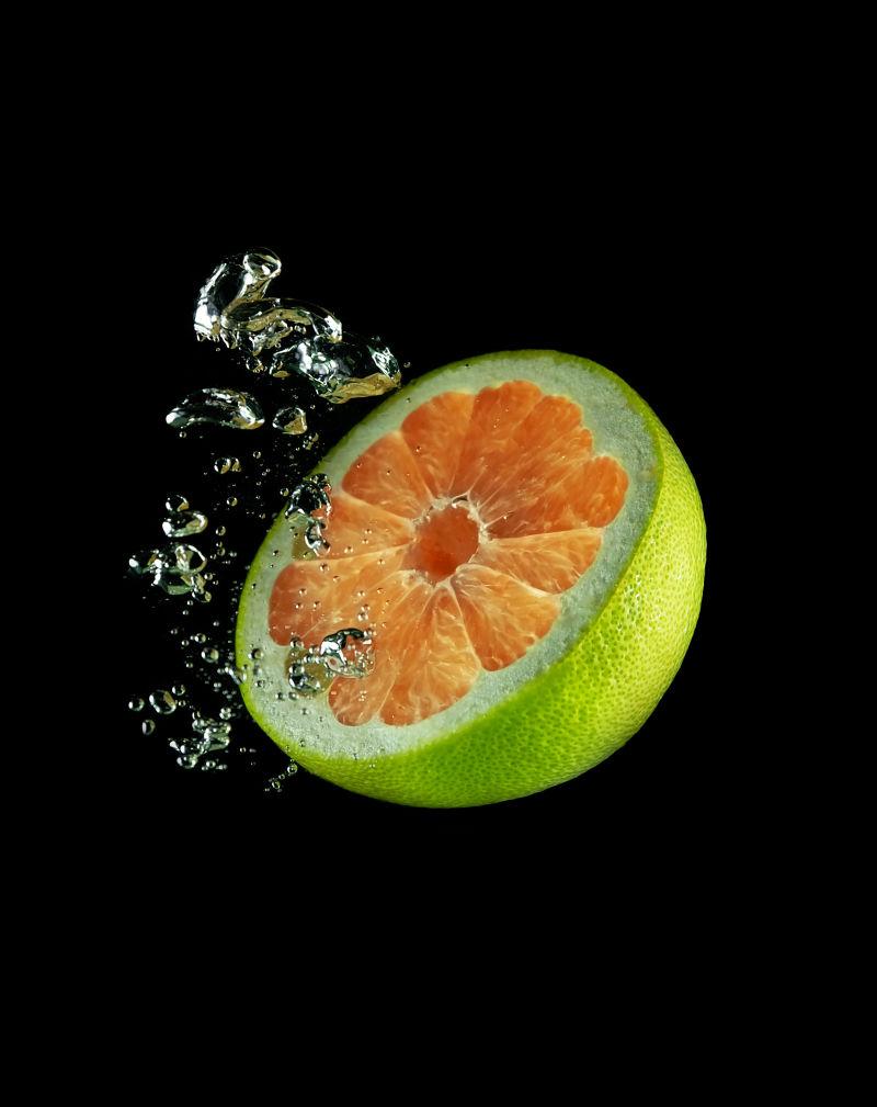 柑橘半水水果