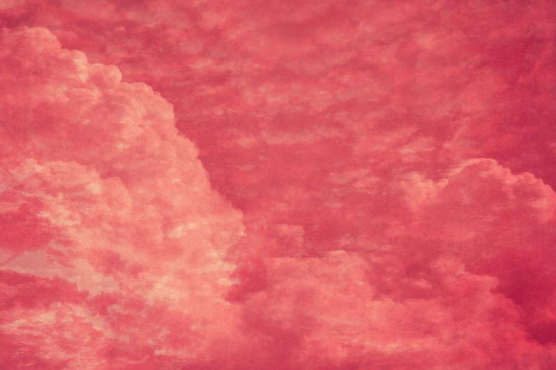 红色抽象天空背景