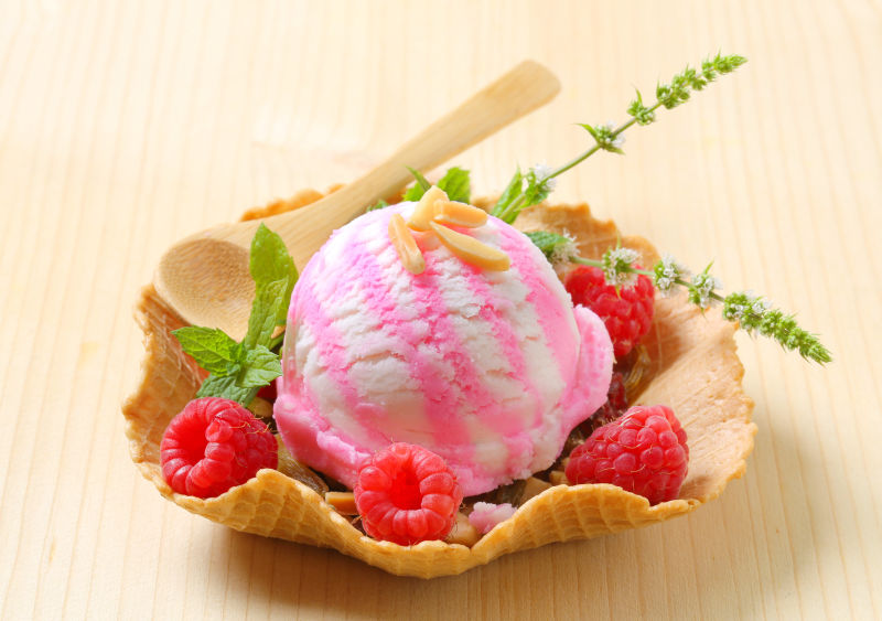 可口的水果冰淇淋