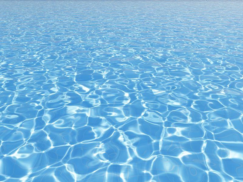 蓝色游泳池表面