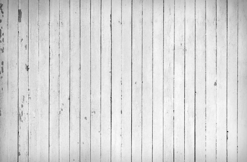 老旧的白色木板墙面