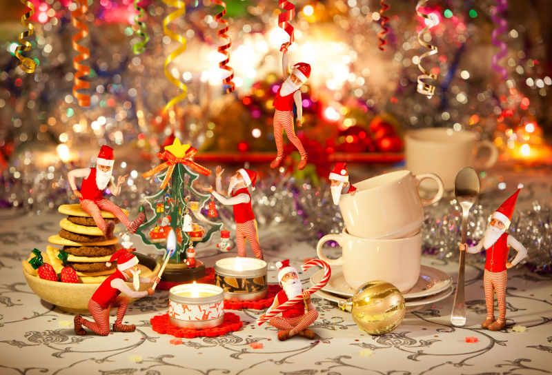 七个小矮人准备的圣诞餐桌装饰品