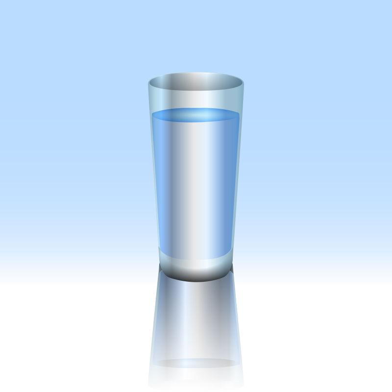 矢量矿泉水杯