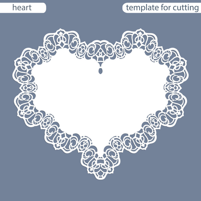 镂空花边心形卡片矢量设计