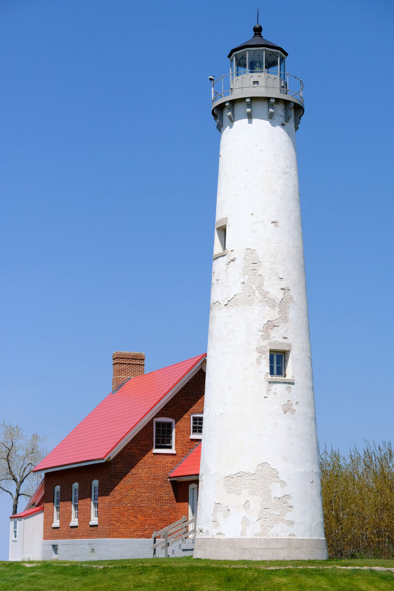 塔瓦角灯塔建于1876年