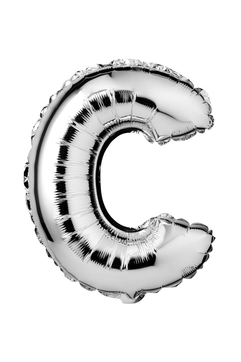 白底银气球的字母C