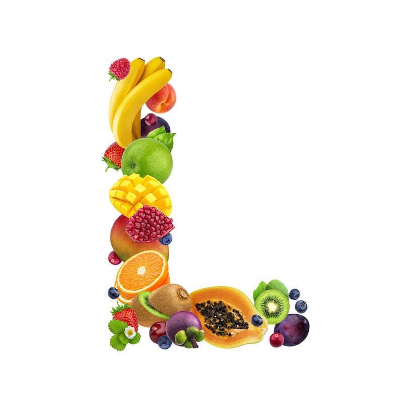 字母“L”由不同的水果和浆果制成水果字母表以白色为背景
