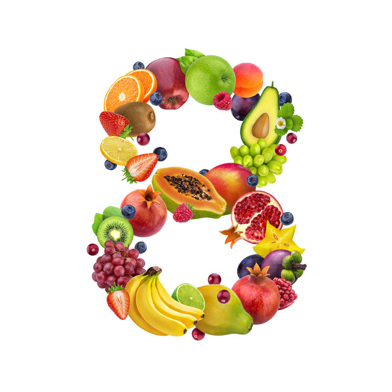 第八种由不同的水果和浆果制成水果字母以白色为背景