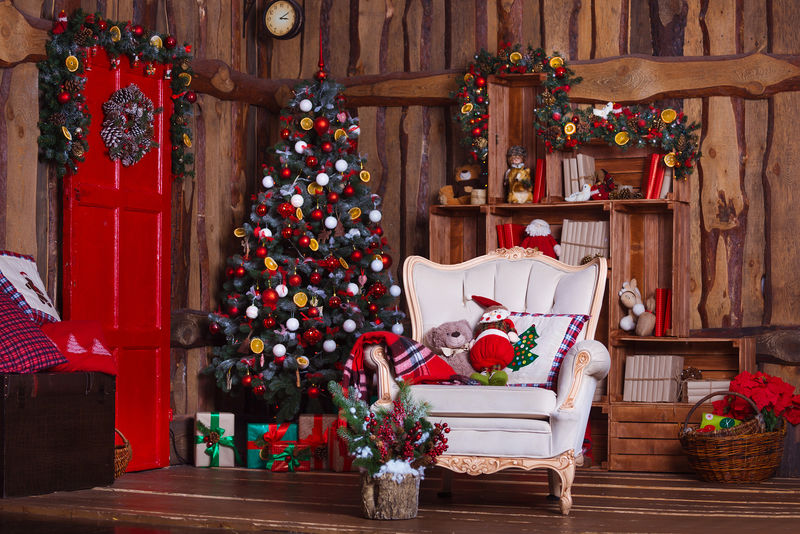 室内装饰的圣诞风格没有人现代住宅的家居舒适性