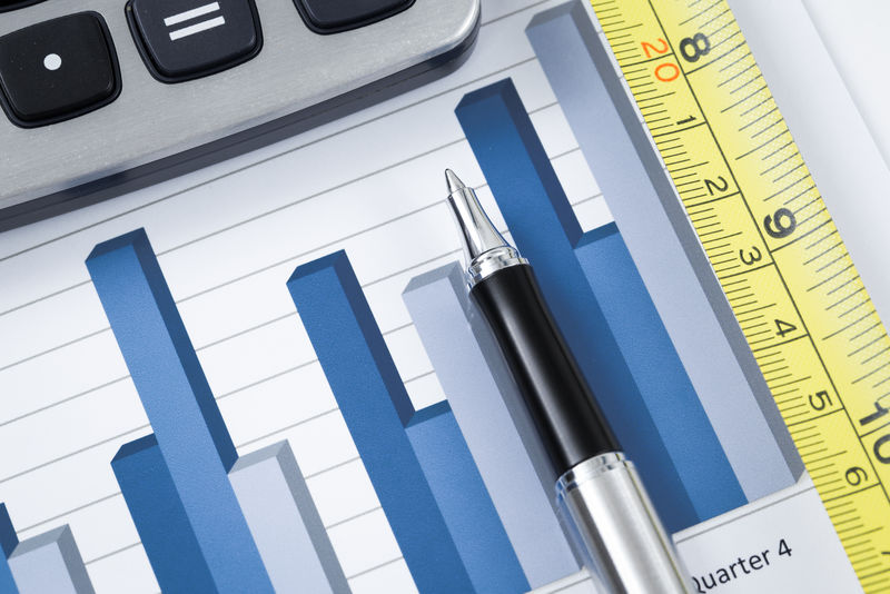 用财务报告和卷尺显示业务-会计