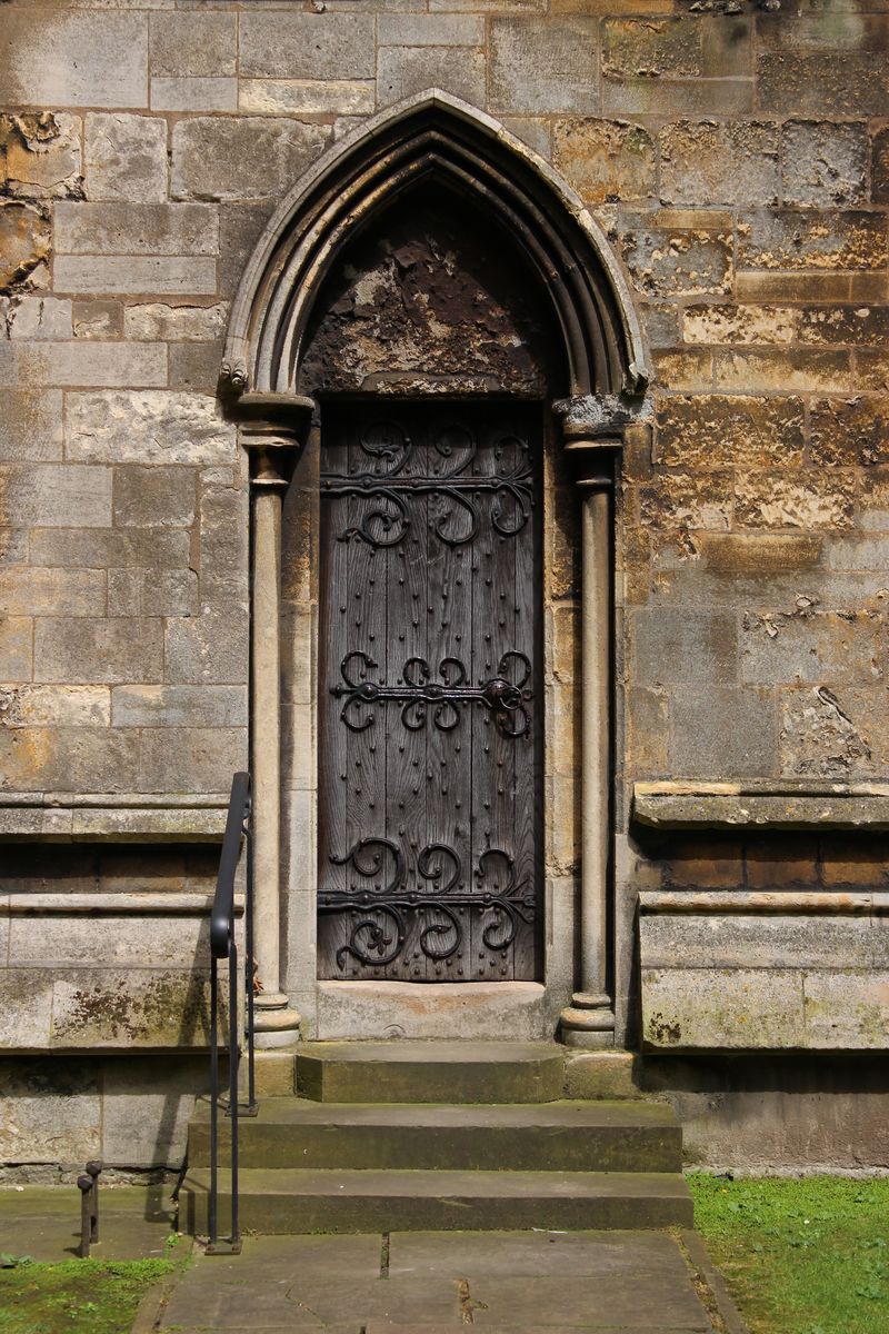 大教堂的门