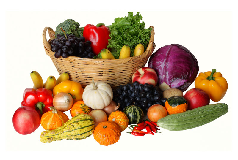 秋季蔬菜和水果收获-白色隔离