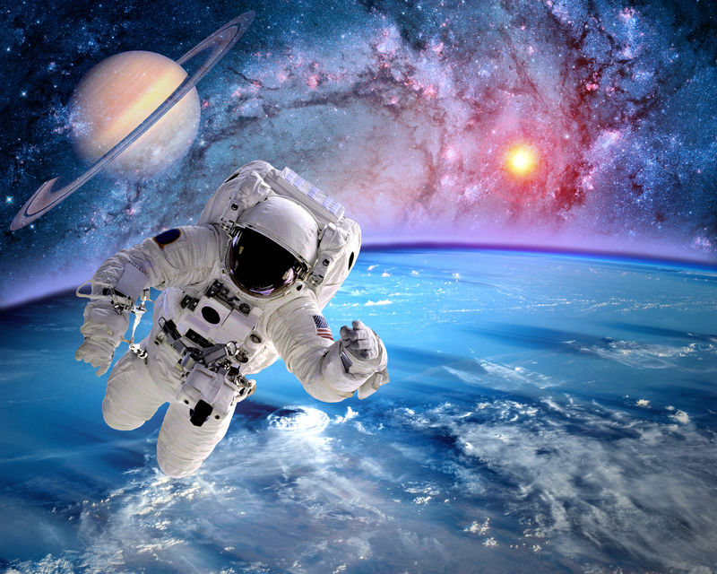 太空人外层空间行星土星地球太阳宇宙-这张图片的元素由美国宇航局提供