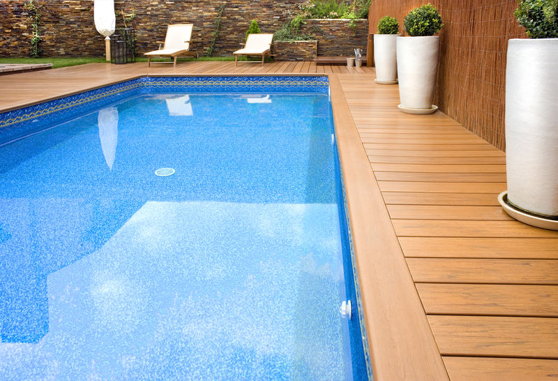 木地板蓝色游泳池-PISCINA MADERA颜色