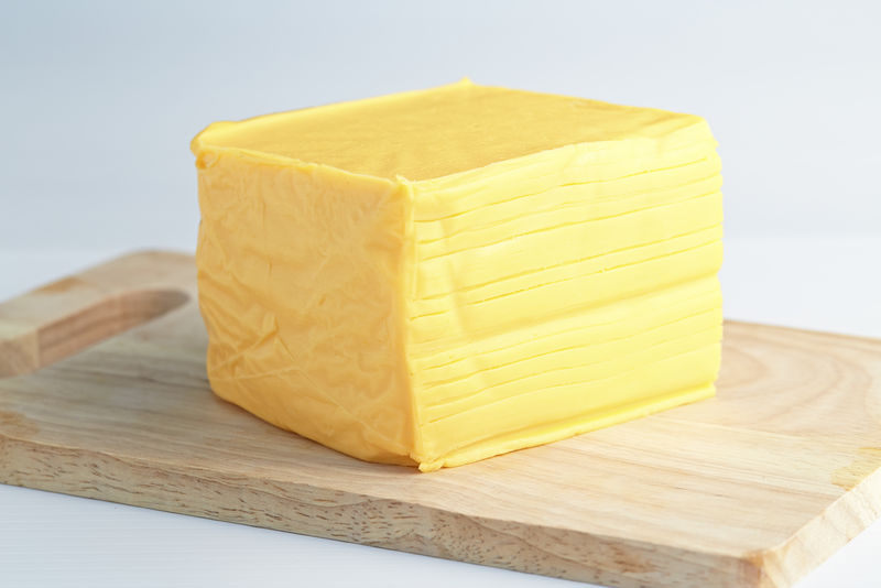 奶酪。桌子