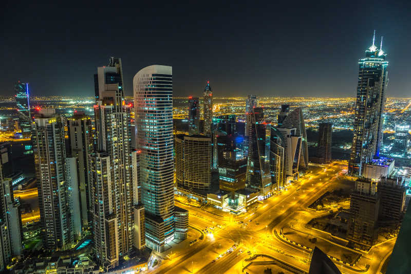 阿拉伯联合酋长国迪拜市中心夜景鸟瞰