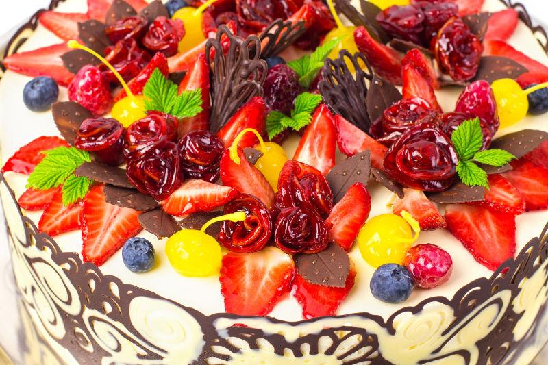 美味的水果巧克力蛋糕