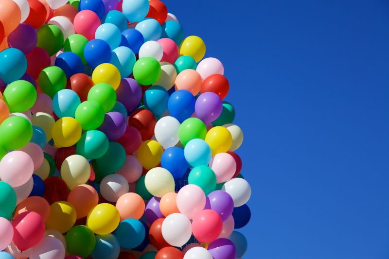各种不同颜色的气球